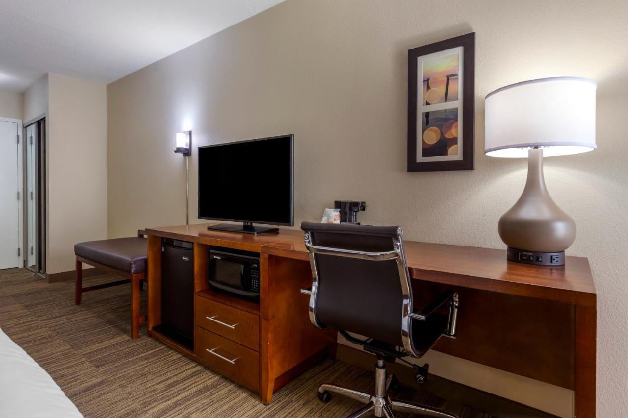 Comfort Inn University Durham - Chapel Hill Exterior foto