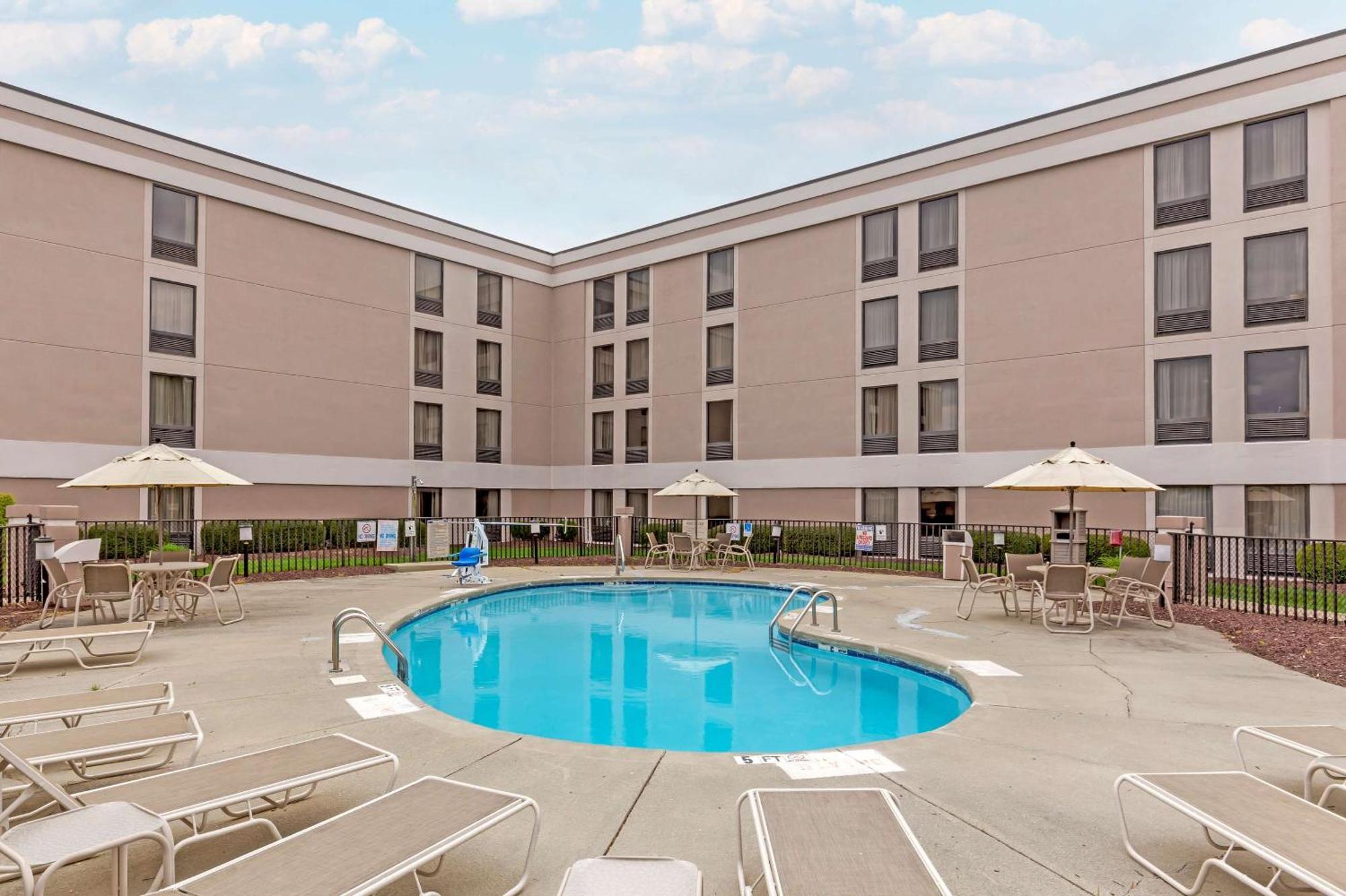 Comfort Inn University Durham - Chapel Hill Exterior foto